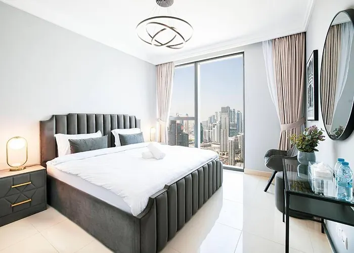 Magnificent Brand New Lux 3Br Burj & Fountain View