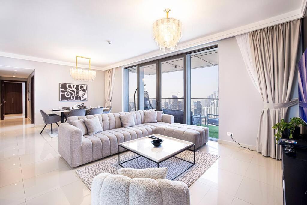 Appartement Magnificent Brand New Lux 3br Burj & Fountain View *